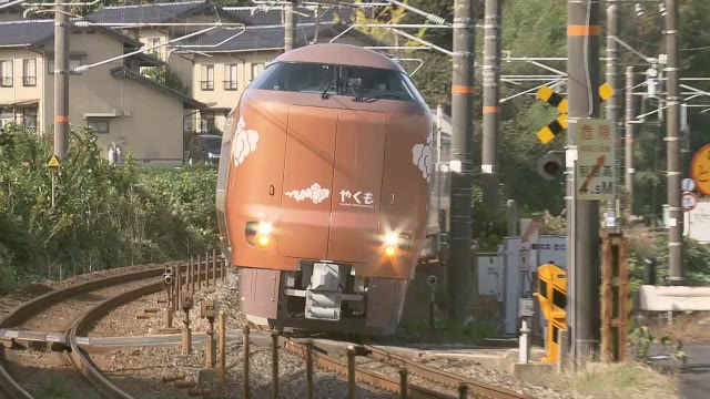 岡山県のJR伯備線で落石…特急やくもなど運休や遅れ 約１８００人に影響 山間部で１５０ミリ超の降水（TSKさんいん中央テレビ） - Yahoo!ニュース - Yahoo!ニュース