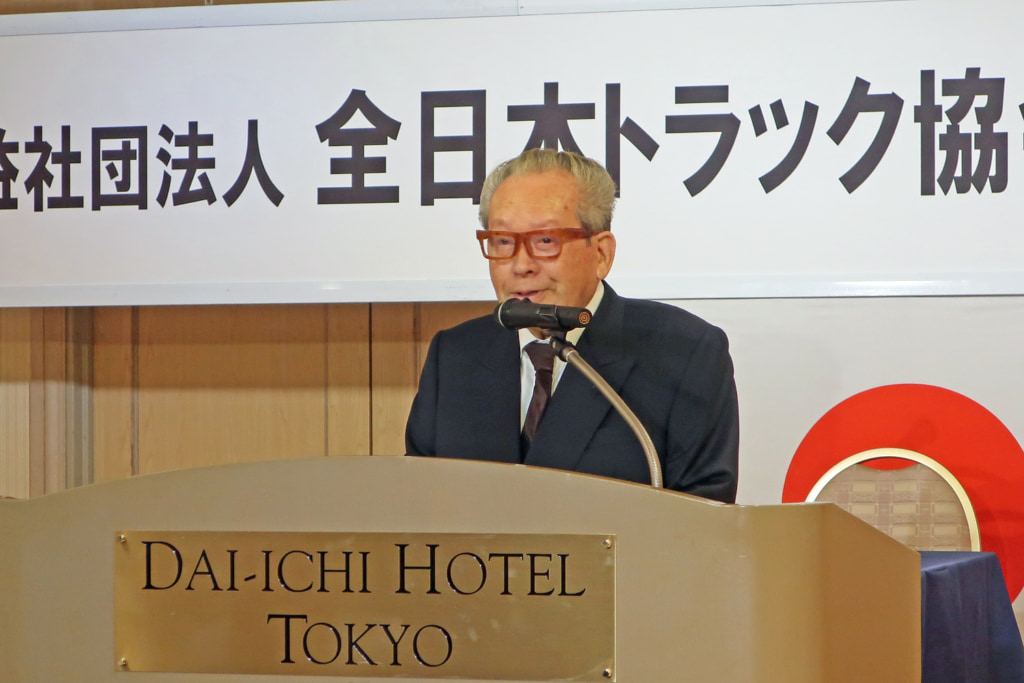 20250626sakamoto 1024x683 - 全ト協／新会長に愛知県ト協の寺岡洋一氏を選出、坂本会長は最高顧問に