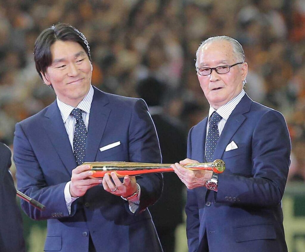長嶋茂雄さん（右）と松井秀喜さん
