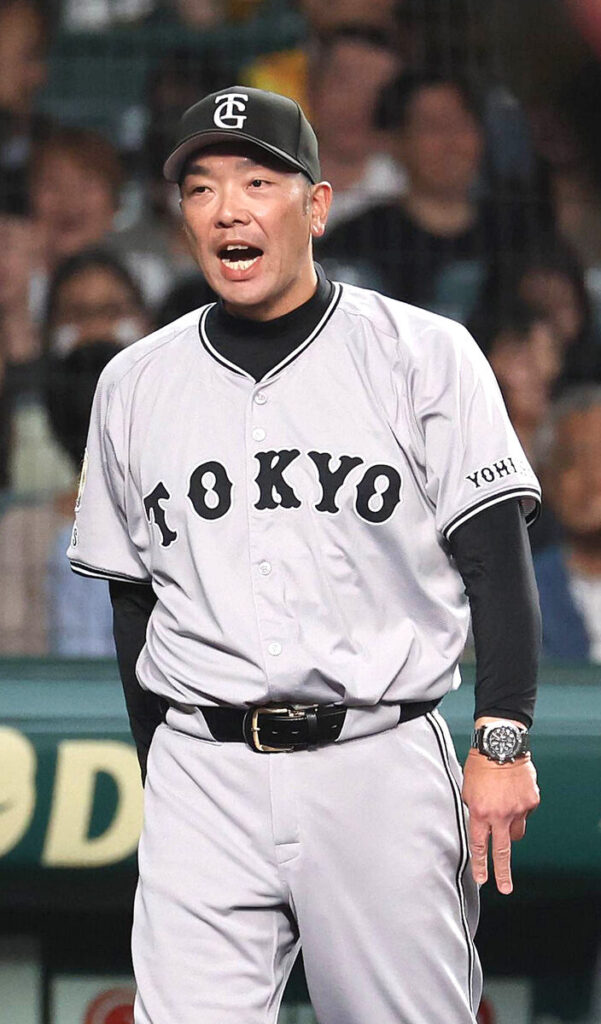 もがいてもがいてしがみつき、首位・阪神に挑む阿部監督