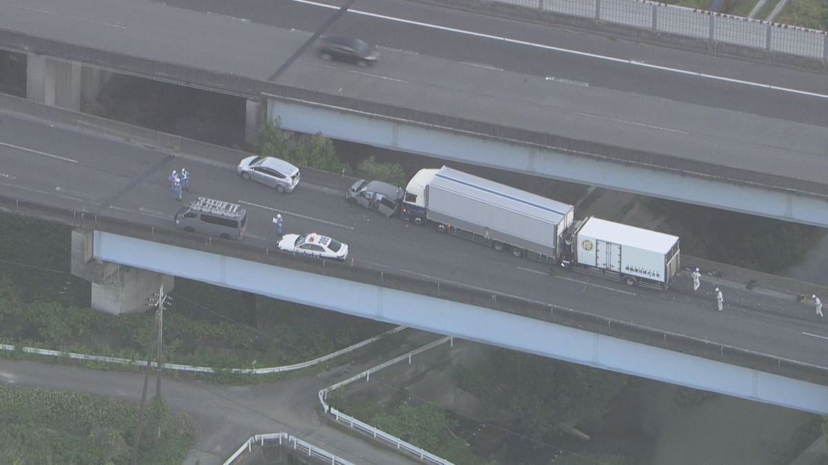 【速報】トラックなど5台からむ玉突き事故　男女7人が重軽傷…車に挟まった男性は救助　兵庫・太子町「太子竜野バイパス」