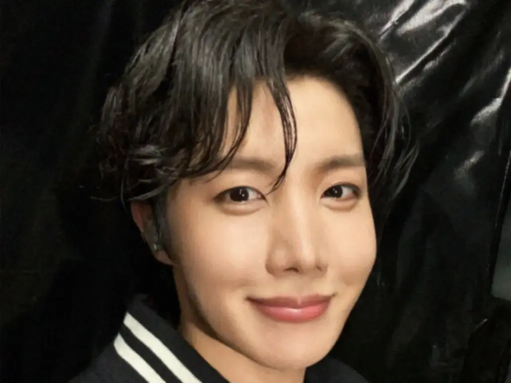 韓国特許庁、「BTS」J-HOPEのコンサート会場で偽グッズを取り締まる | Hwaiting（ファイティン）