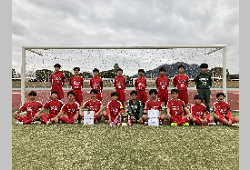 2024年度 和歌山県中学校サッカー新人選手権大会 優勝は近大附属和歌山中！ | Green Card ニュース