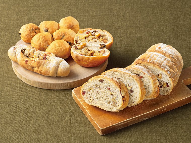 【全3回・3ヵ月】「天然酵母の月替わりパンセット」（月々2,000円）【天然酵母 to 国産小麦のぱん Home Made Endoh】