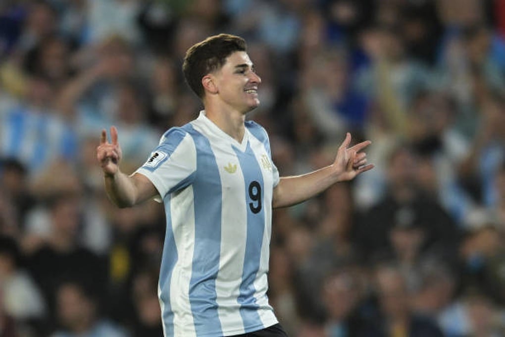 Argentina giành vé dự World Cup 2026, Alvarez mỉa mai cầu thủ Brazil - 1