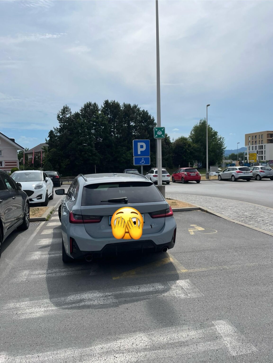 なぜ常にBMWドライバー - ポストを削除しました
