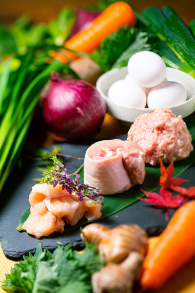 『自家製つくね』で使う新鮮な食材たち　