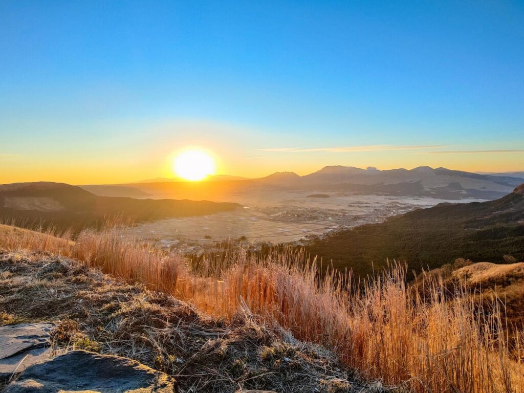 好き＆行ってみたい「熊本県の絶景スポット」ランキング！ 2位は阿蘇市の「大観峰」、1位は？ - All About ニュース