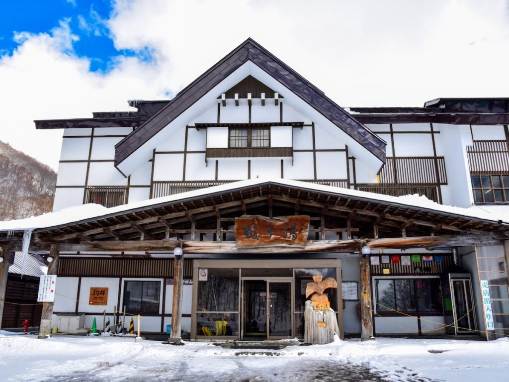 青森県で「外国人観光客にすすめたい温泉地」ランキング! 2位「酸ヶ湯温泉」を2票差で抑えた1位は? – All About ニュース 青森県で「外国人観光客にすすめたい温泉地」ランキング! 2位「酸ヶ湯温泉」を2票差で抑えた1位は? - All About ニュース