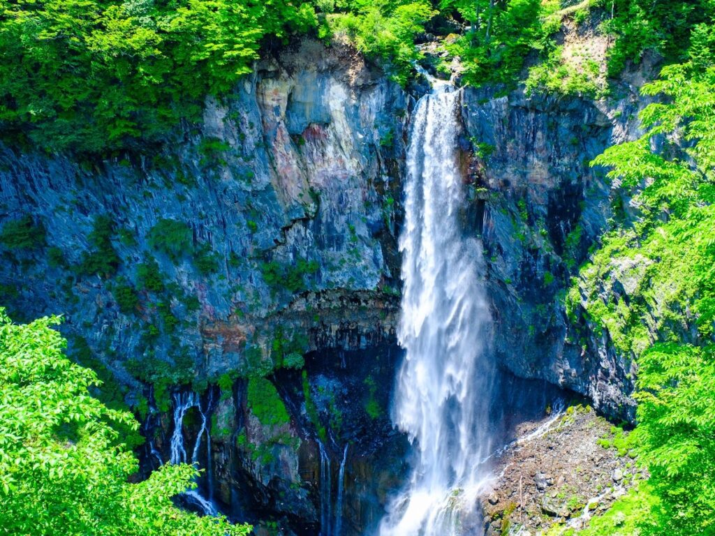 好き＆行ってみたい「栃木県のパワースポット」ランキング！ 2位「華厳滝」を抑えた1位は？ - All About ニュース