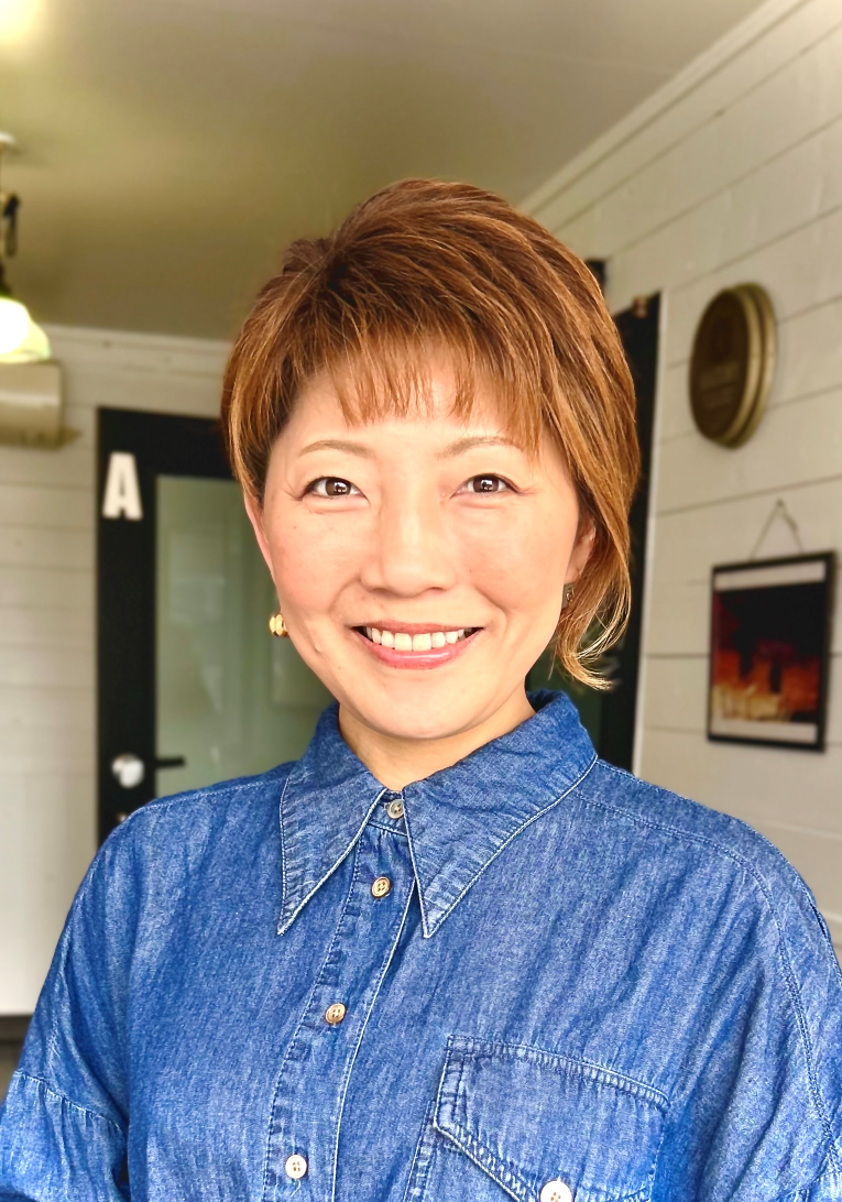 井上麻子さん.png