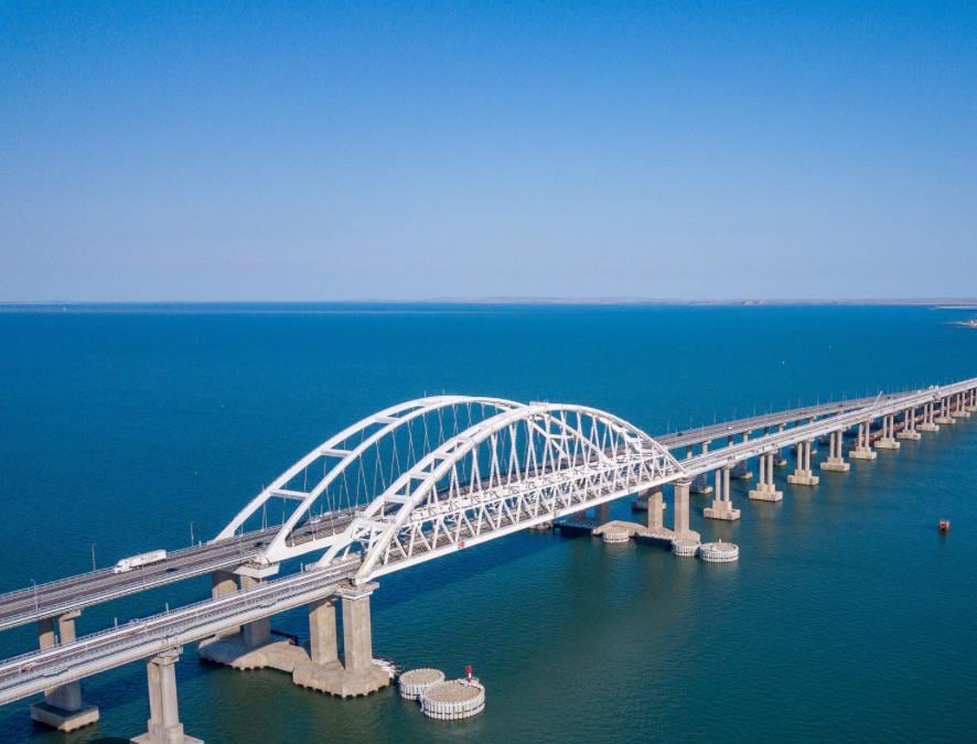 Kerch Bridge ..その日が来て、それがダウンするとき、何人を祝いますか？