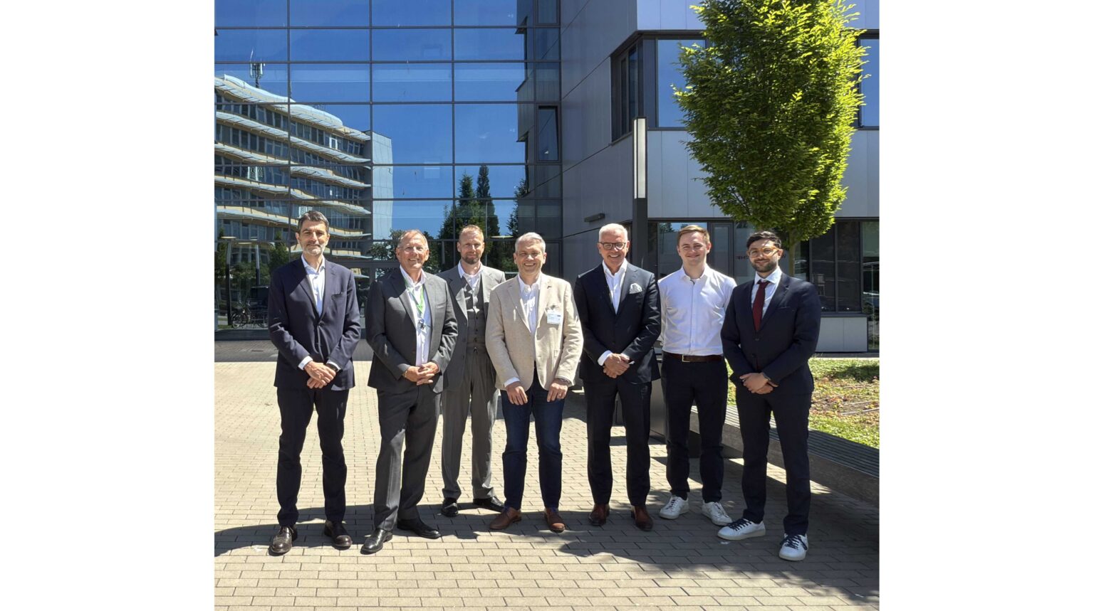 BASFコーティングス、トヨタ モーター ヨーロッパと「Body&Paintプログラム」の開発における戦略的パートナーシップ契約を締結 | BASFジャパン株式会社