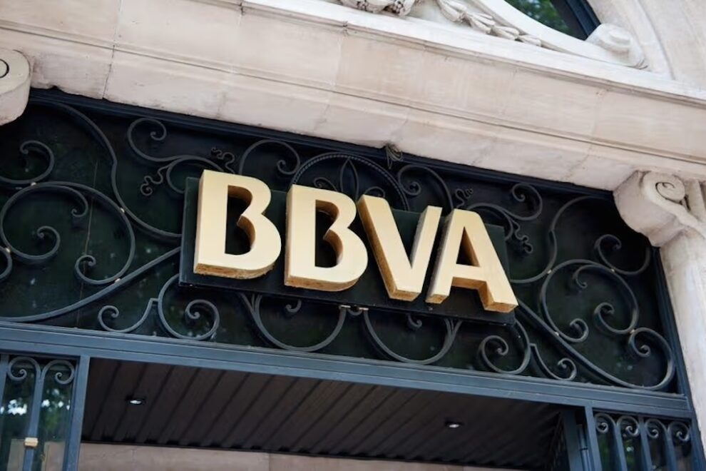 スペイン大手銀行BBVA、SGX FXと提携して欧州で個人向け暗号資産取引の提供を開始