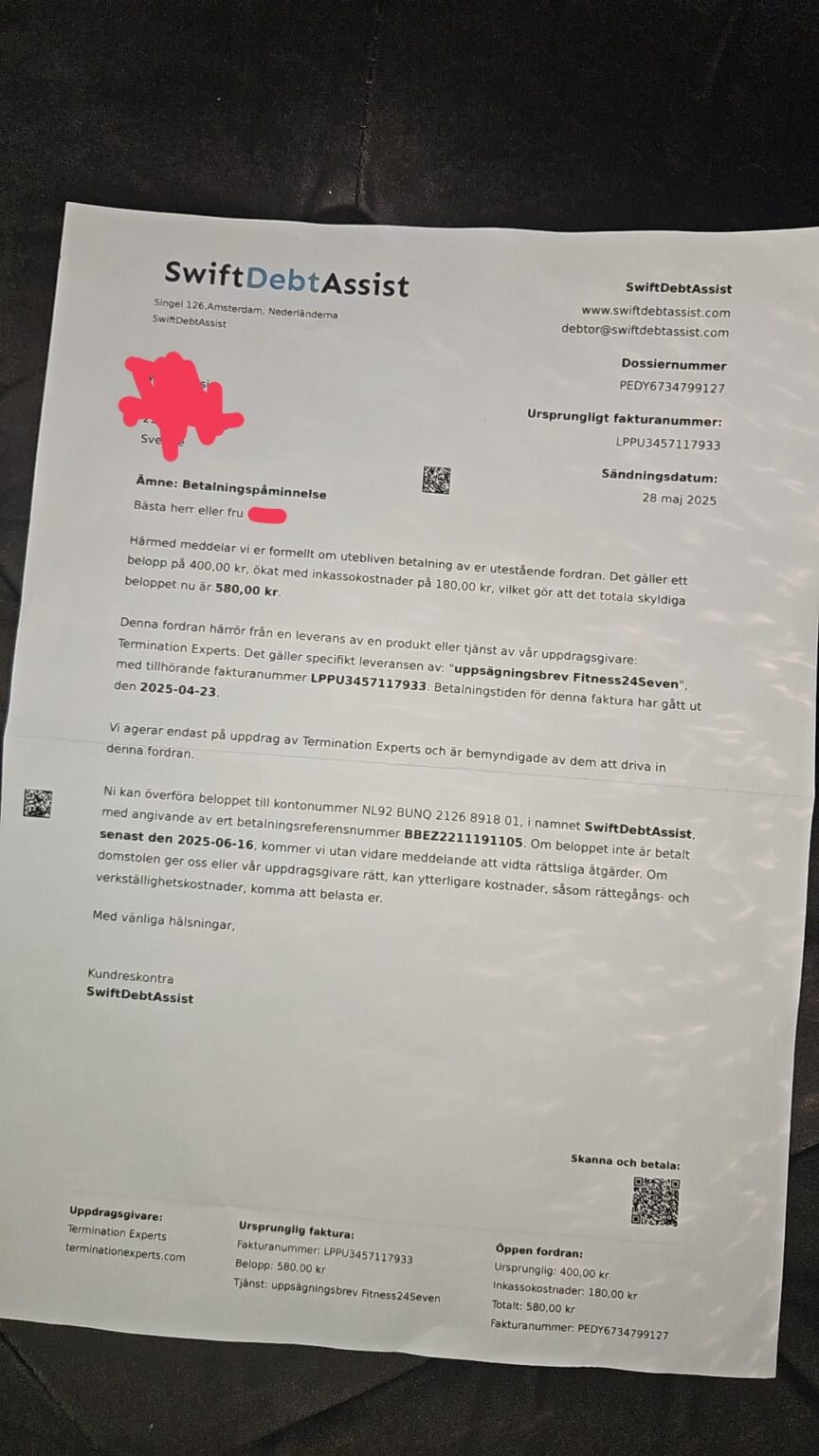 警告、swiftdebtassistは詐欺です、私はこの家をリマインダーの請求書として手に入れましたが、人々に警告したいです！