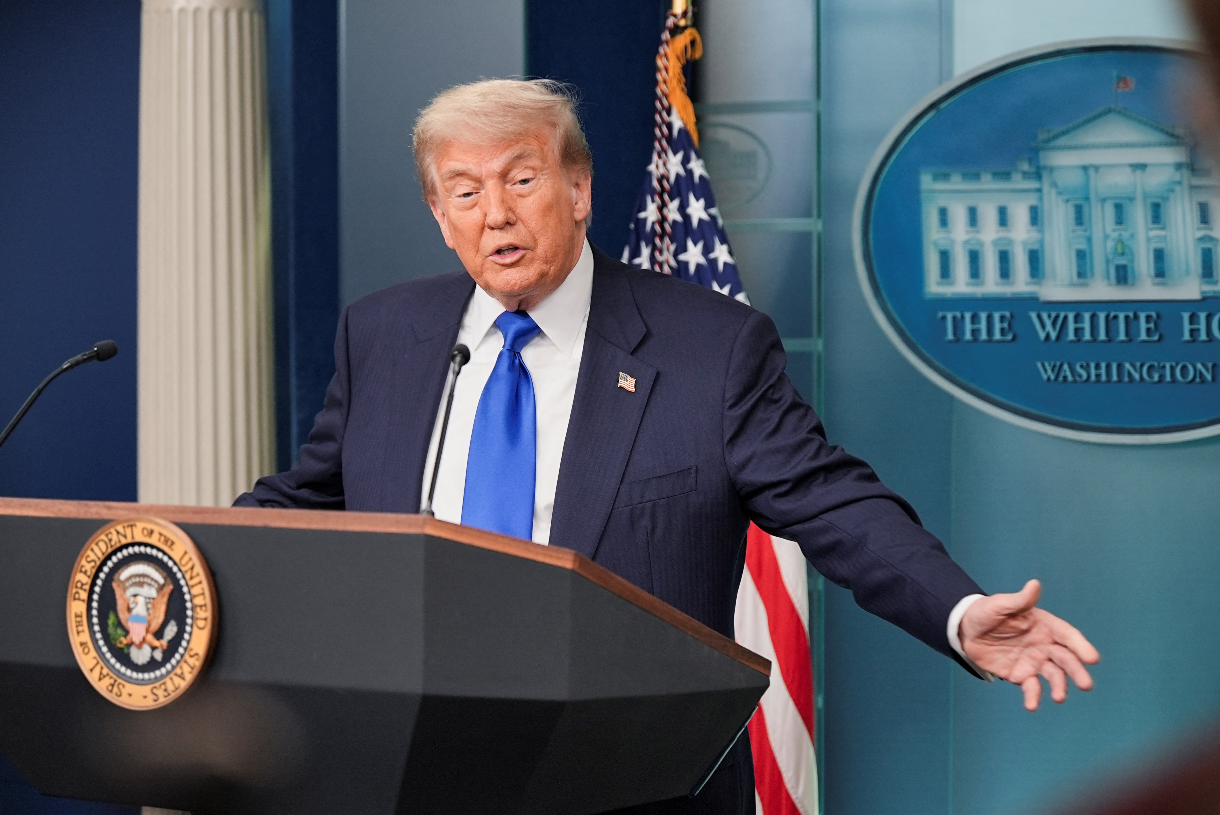 トランプ氏、イラン核施設のIAEA査察望む 必要なら再爆撃も