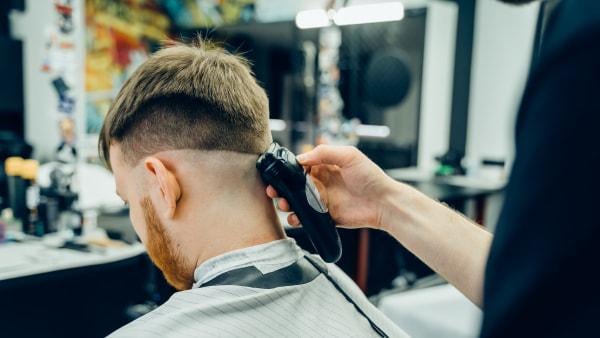 Nørrebroの美容師は、2,900万クローネの罰金を科します