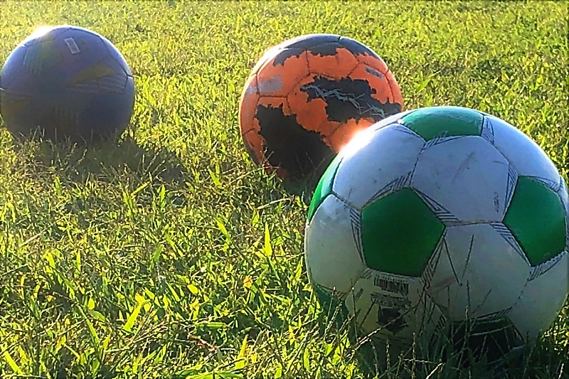 長野県高校総体 サッカー男子 長野吉田が初の決勝進出 都市大塩尻と対戦 - 信濃毎日新聞デジタル