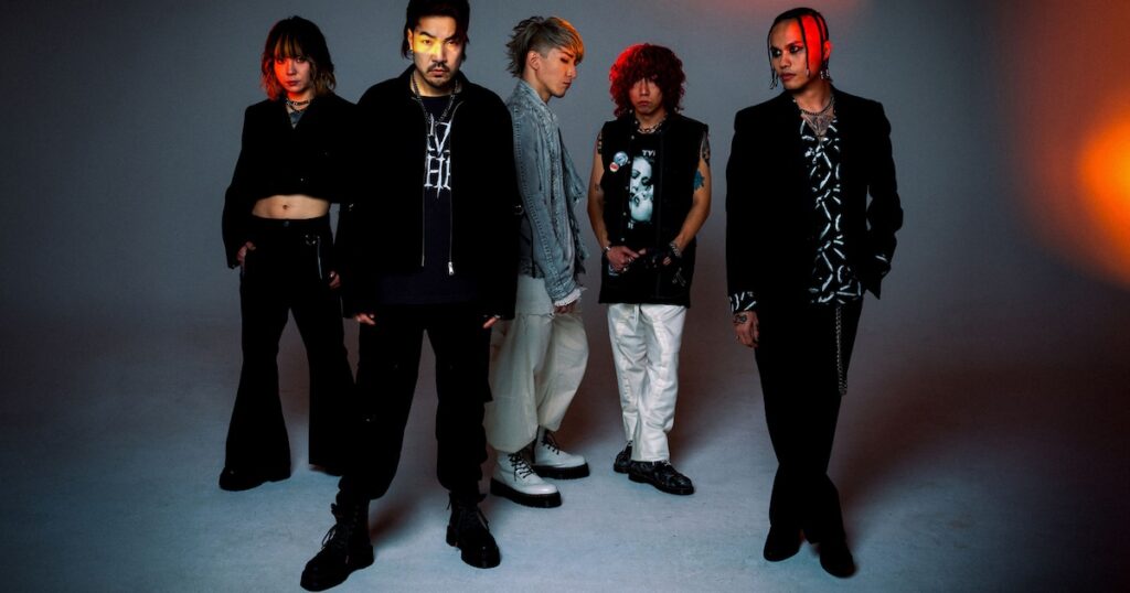 Crossfaith活動休止を決定、元メンバーの未成年女性とのDMのやり取りを改めて謝罪 - ナタリー
