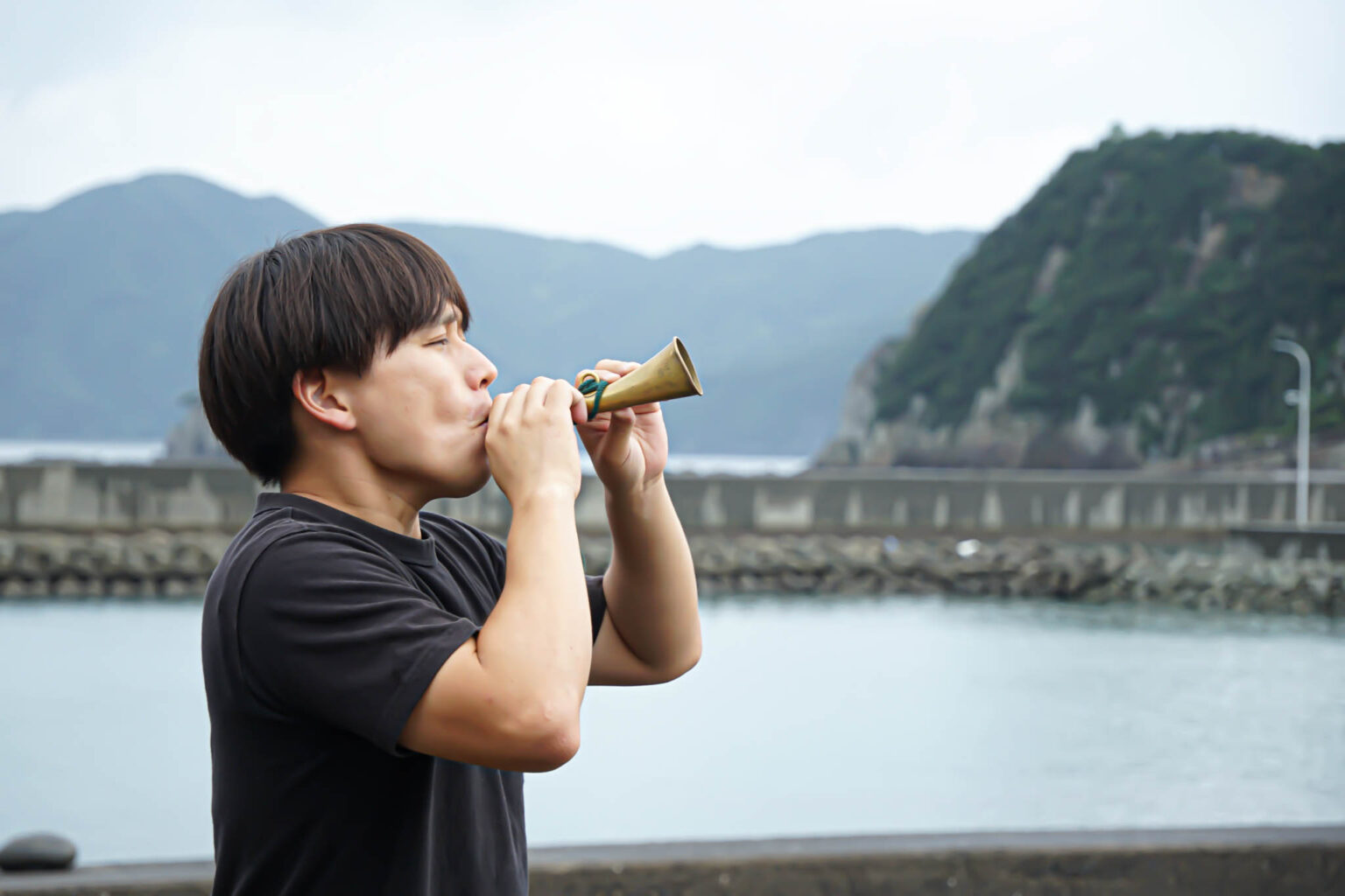 real local
鹿児島【鹿児島・甑島】“生きるように働く”とは？島暮らしで見出したコミュニケーションを通した自分の役割。 ／ 東シナ海の小さな島ブランド社 平川千尋さん
