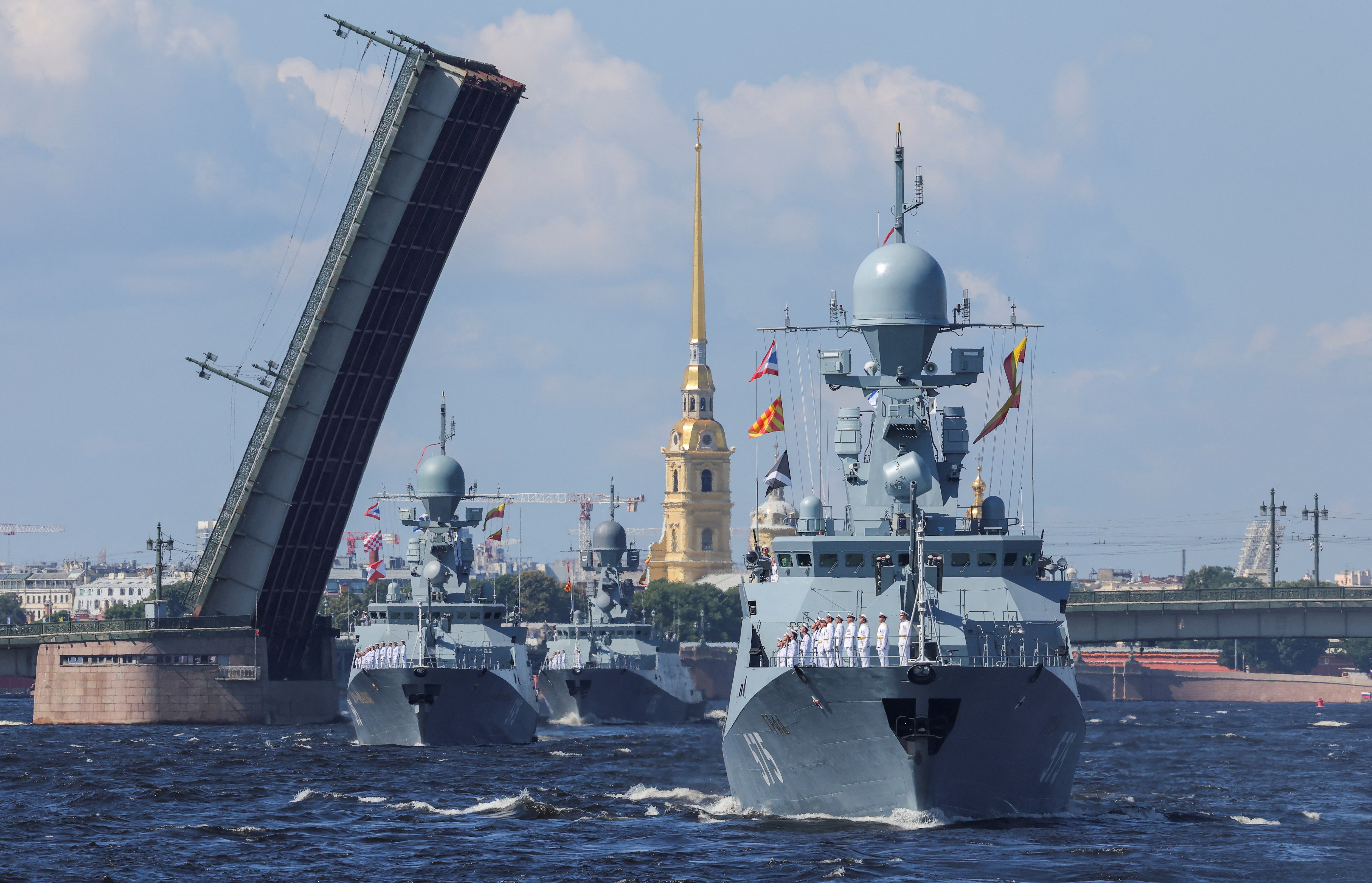 プーチン氏、50年までの新たなロシア海軍戦略承認＝大統領補佐官
