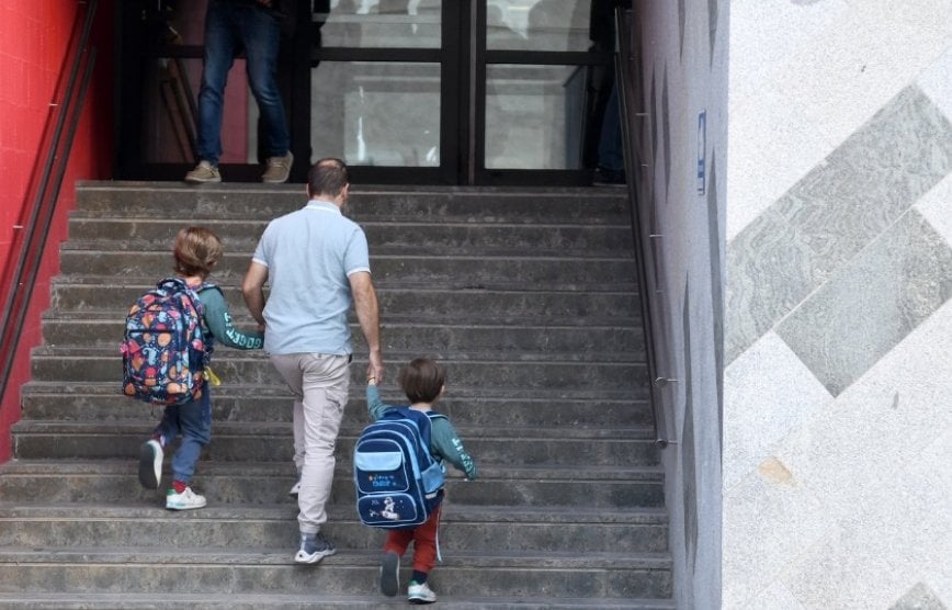 「すでに学校の子どもたちはもっと人間の解決策に値する」