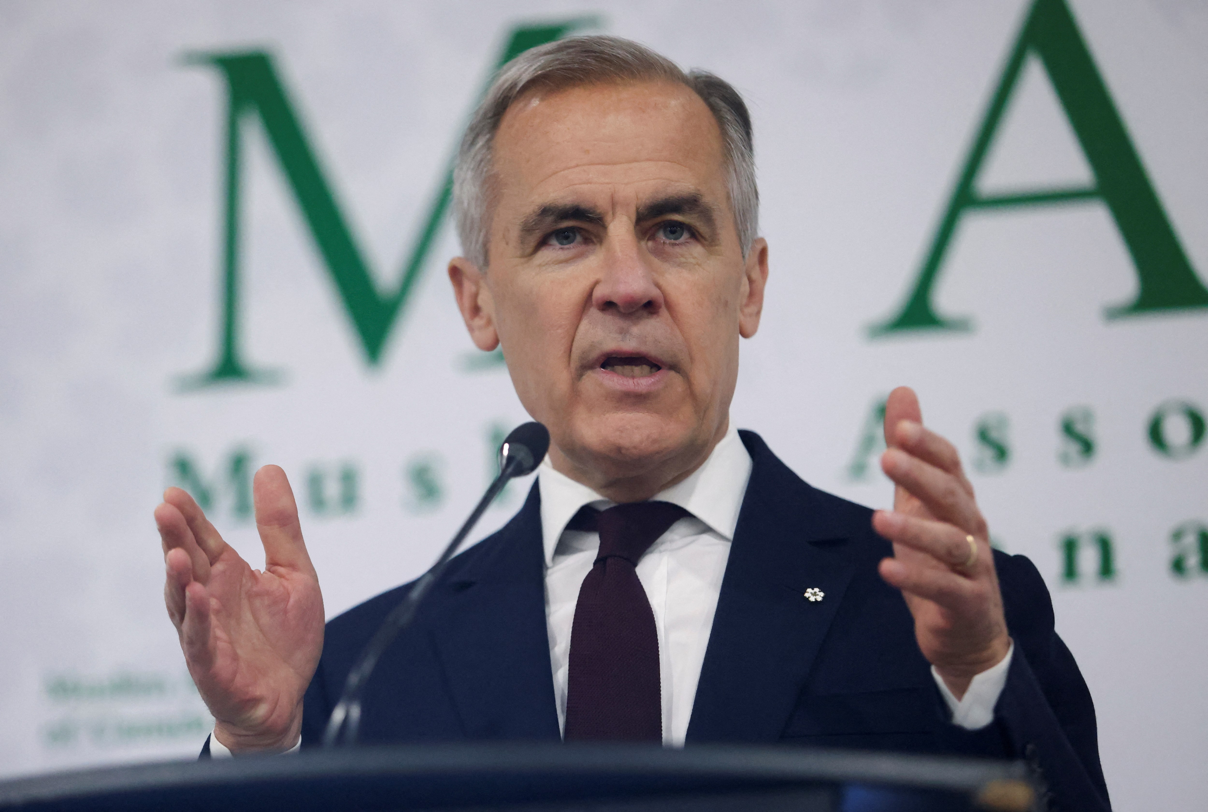 カナダ首相、国防費増額を誓約 NATO目標の年度内達成目指す