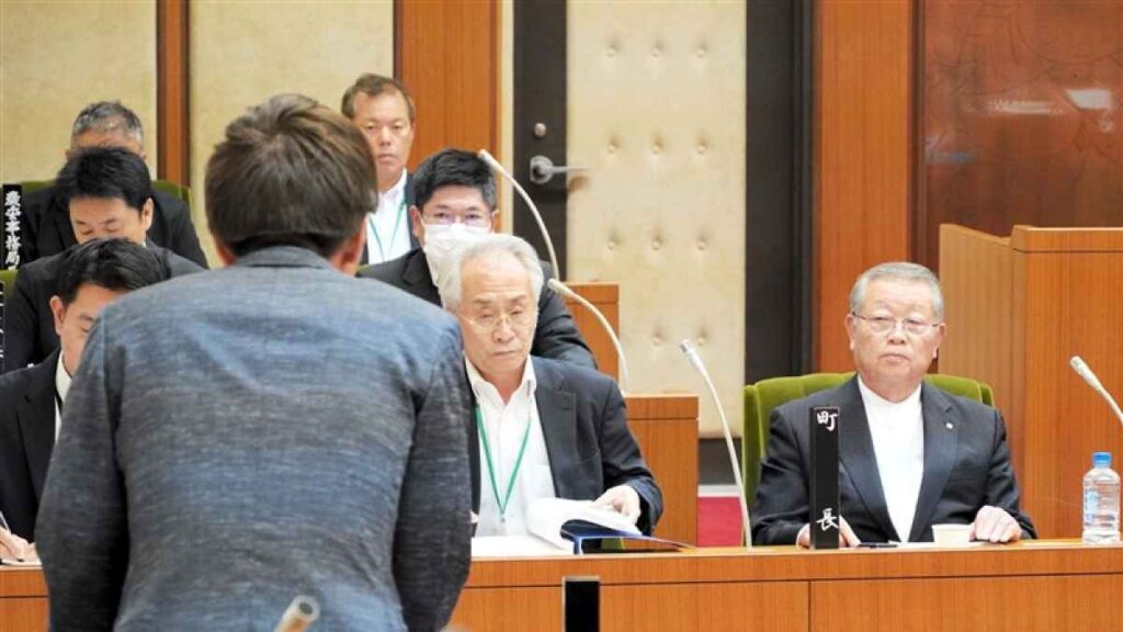 玉東町、熊本県警捜査に反発 町長「職員に情報漏えいさせた」 捜査関係者「収集は任意、適正だった」 町発注工事巡り｜熊本日日新聞社 - 熊本日日新聞社