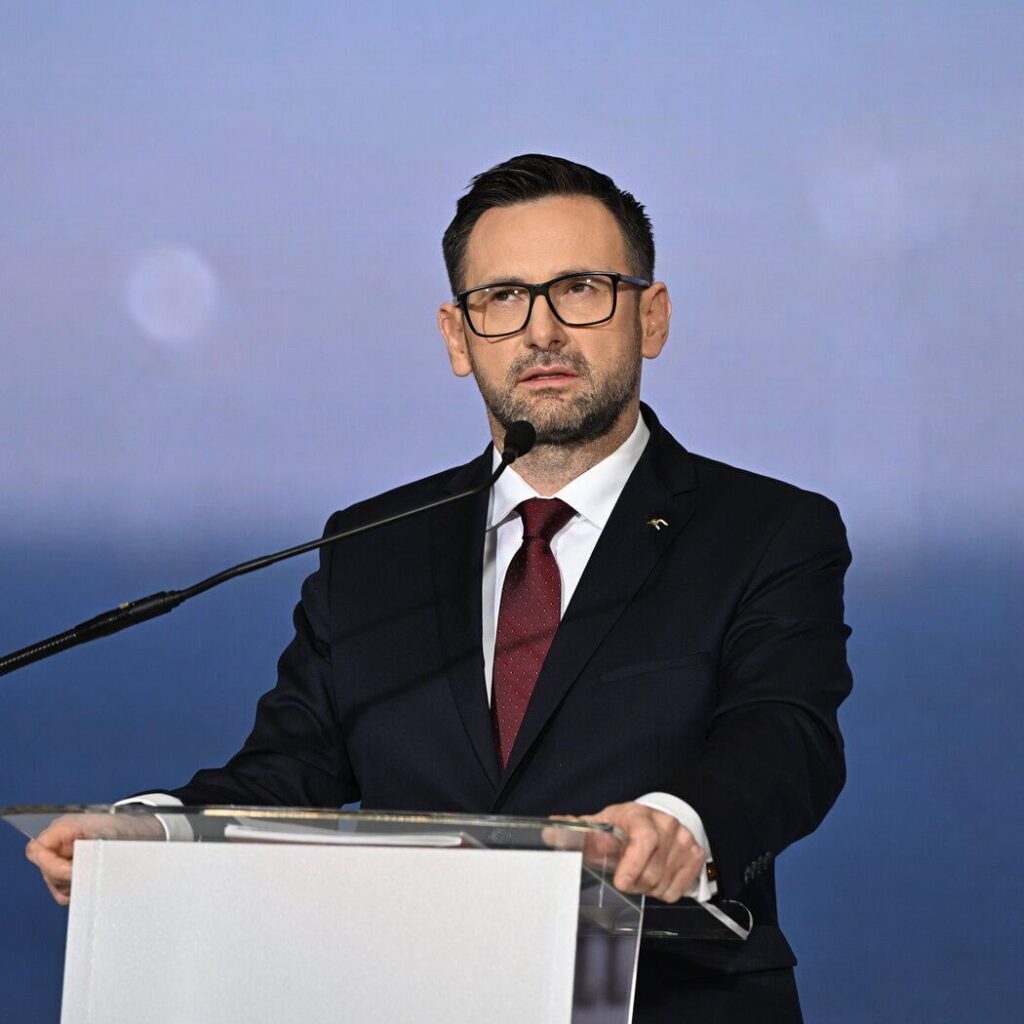 EU議会の元石油ボスの席は、彼を訴追から保護しました。今、彼の免責は剥がされるかもしれません - お金に従ってください