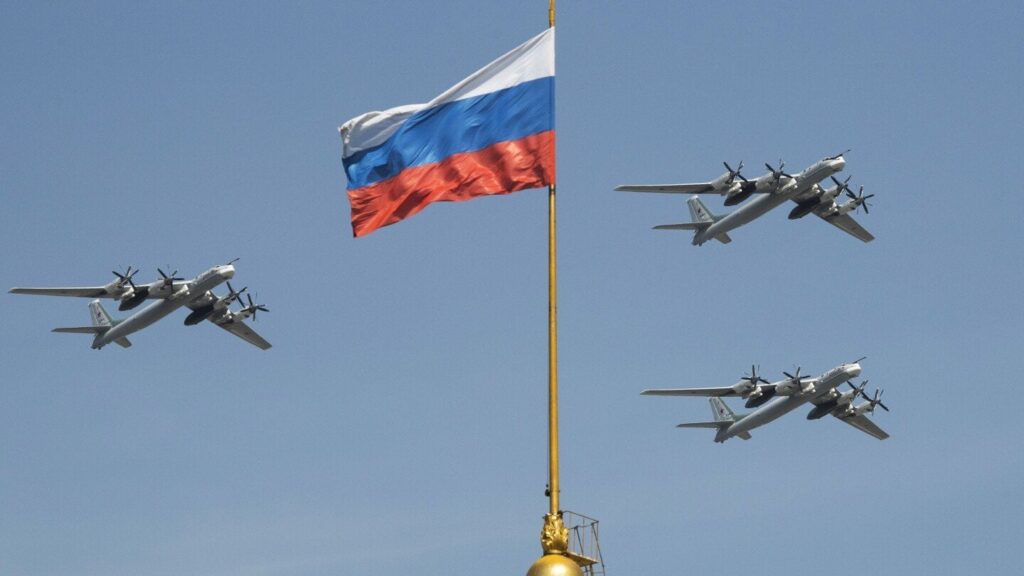 ロシアの戦闘機に対するウクライナのドローン攻撃は、クレムリンの戦略的アーセナルに深刻な打撃でした