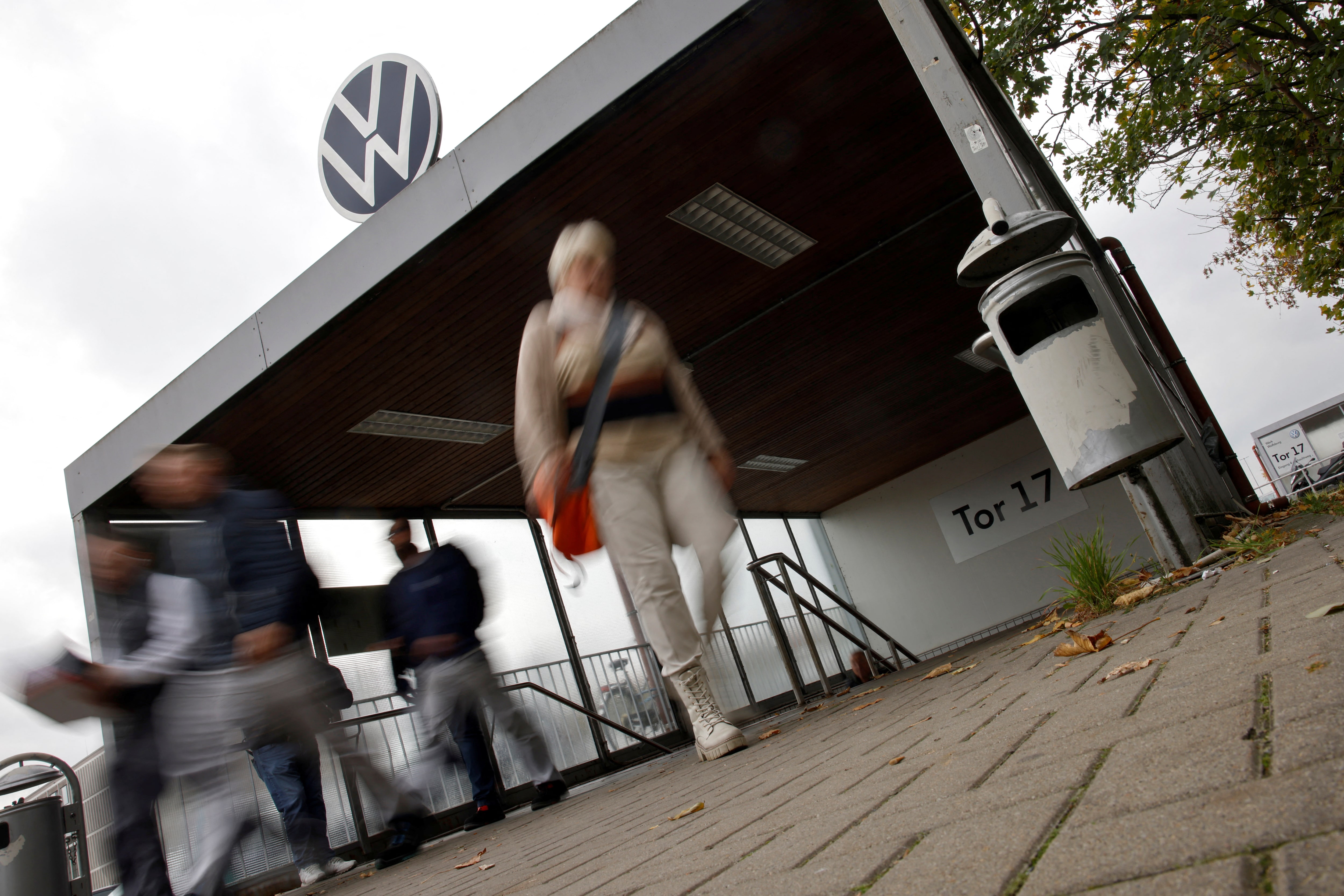 ドイツ政府委、最低時給の段階的引き上げ勧告　27年14.60ユーロに