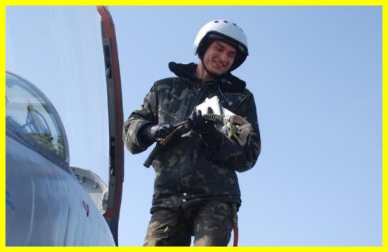 ウクライナのF-16パイロットは、彼の人生の最後の数秒でヒロイズムを示しました。彼はウクライナに対する今日のロシアのミサイル攻撃中に7つの航空標的を破壊しました