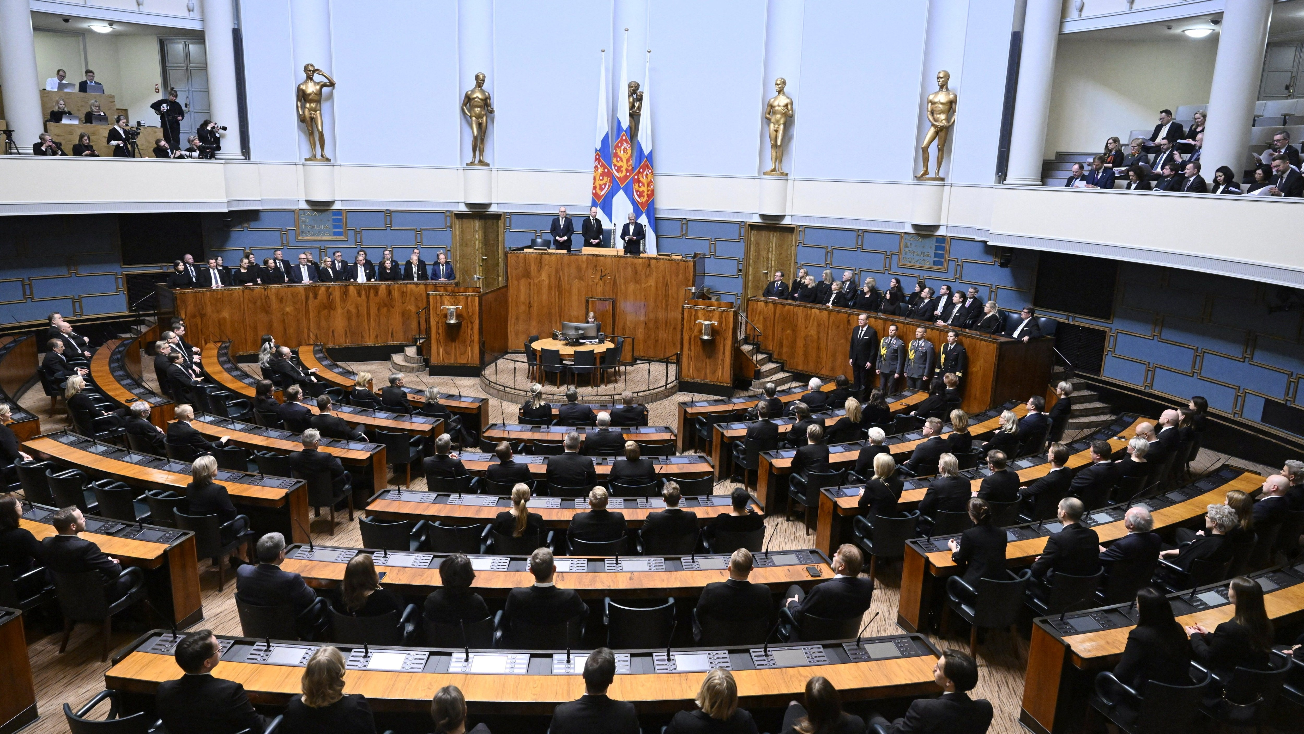 フィンランド議会、対人地雷禁止条約からの離脱を可決