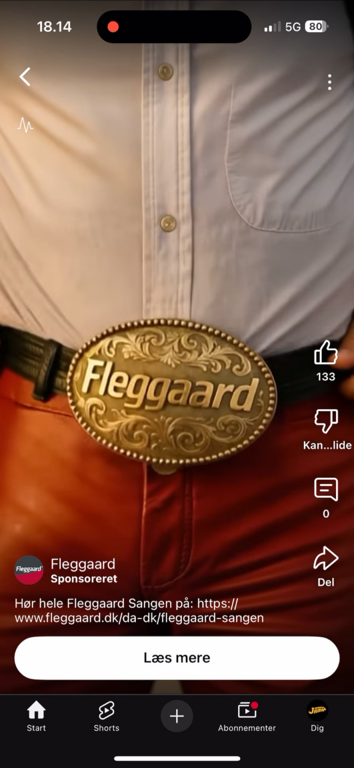 現在、FleggaardはAIコマーシャルにも飛びついています