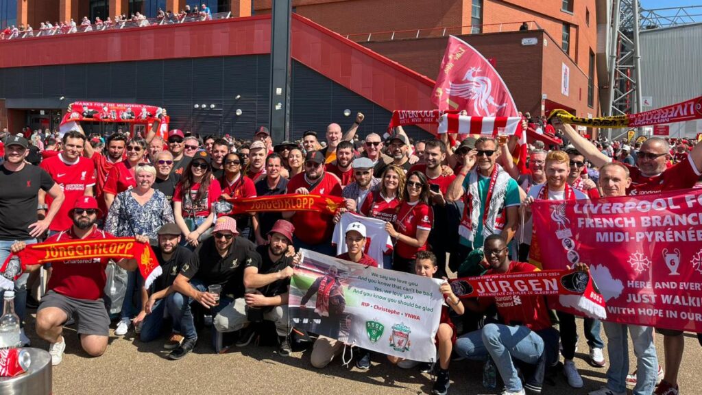 愛してるリバプール：LFC公式サポーターズクラブに会いましょう... フランス
