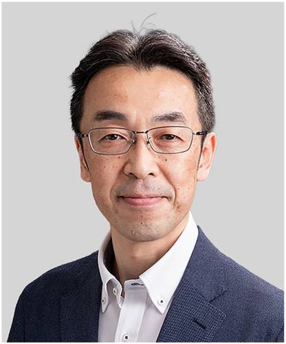 新屋孝文氏
