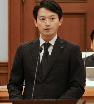 兵庫県、議会側の告発要請を拒否　元総務部長の漏えい問題
