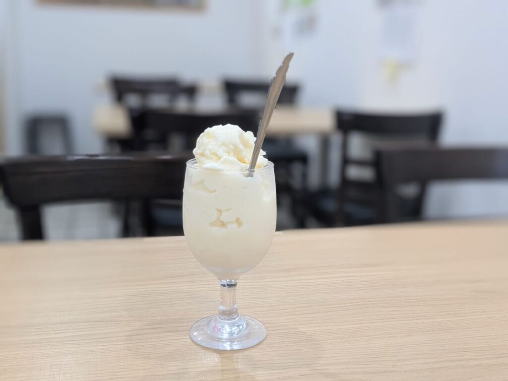 【かき氷2025】いつでもいただける老舗のかき氷。「Tamaya」でミルクセーキを堪能！ – みとん今治
