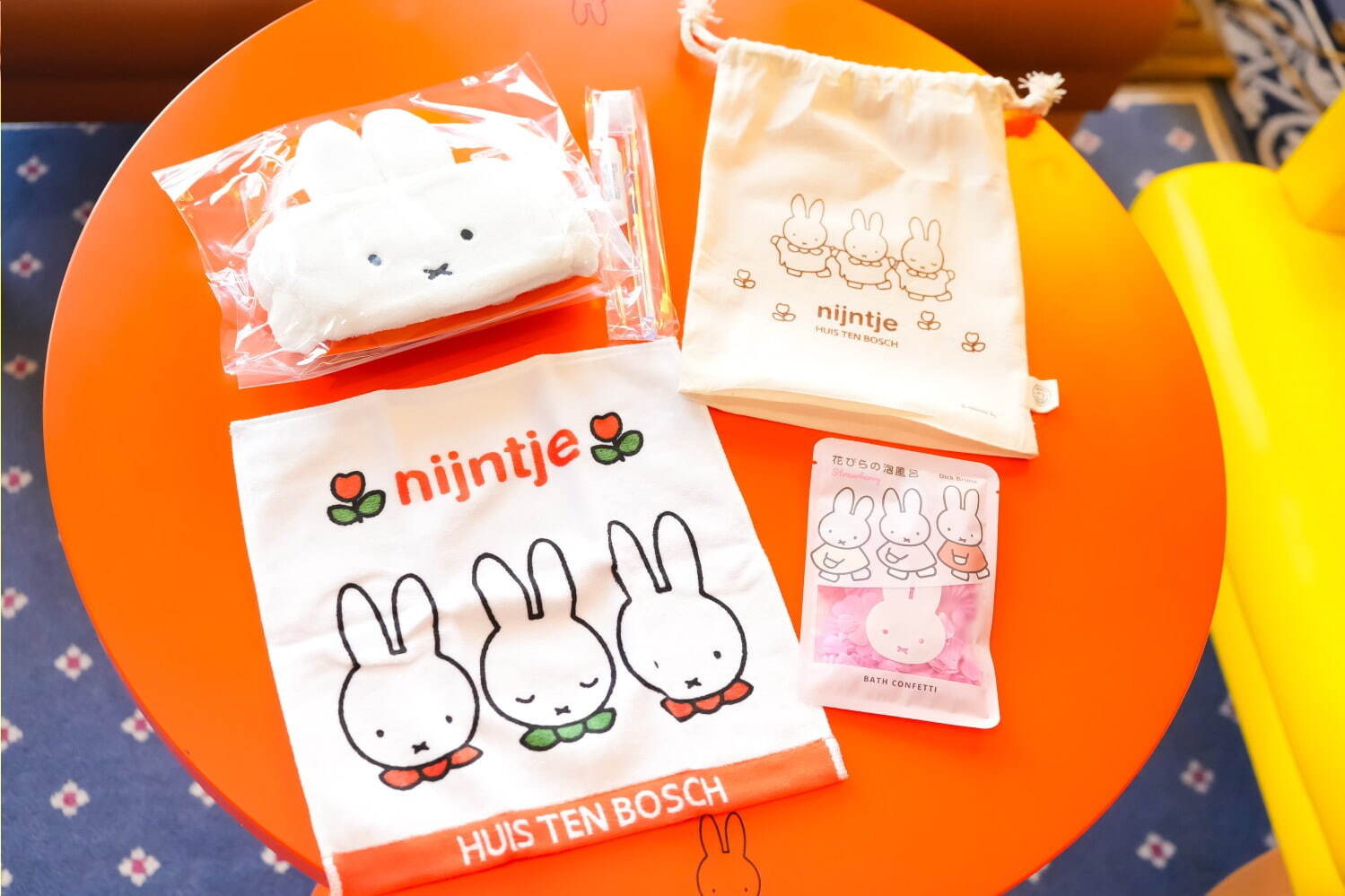 オリジナル巾着入りミッフィーグッズ