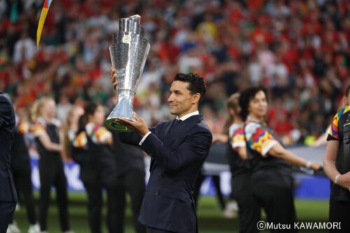 Please do not reproduce without prior permission.