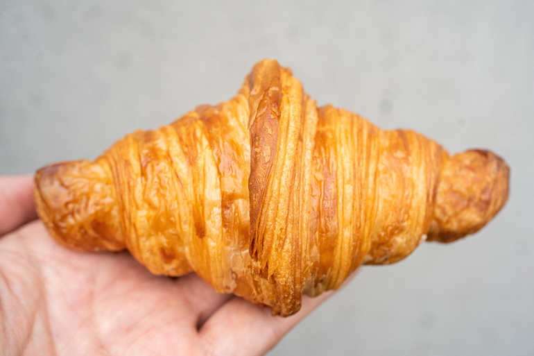 オーソドックスで新しい。埼玉でにぎわう“進化系”町のパン屋／BREAD chikuma
