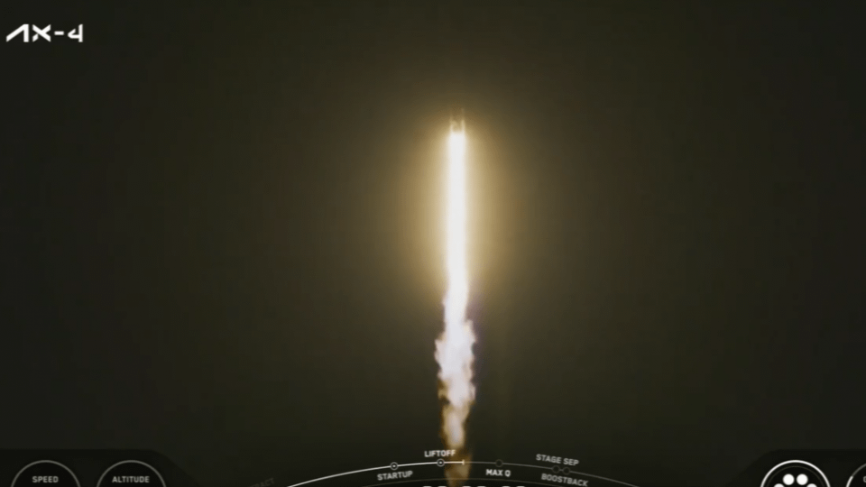 歴史的な打ち上げの宇宙にポールロケット