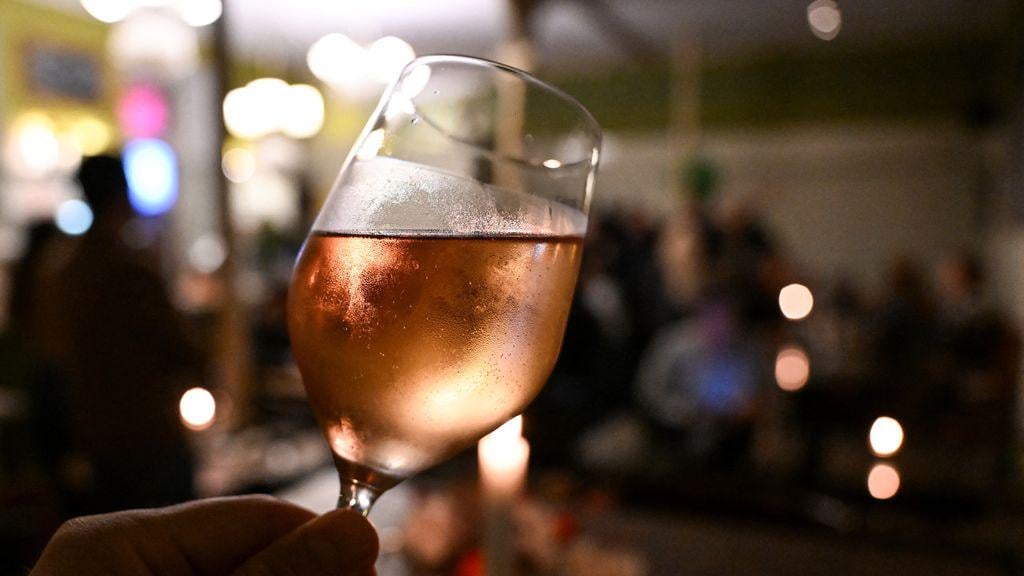 CBS：適度に成長しないか、飲んでいるグループ大人