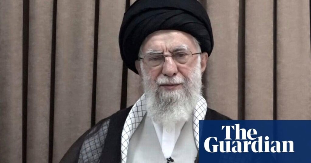トランプが戦争に加わった場合、イランは「取り返しのつかない損害」で私たちを脅します