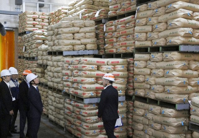 【独自】備蓄米放出で倉庫収入消失　月4億6千万円、廃業検討も