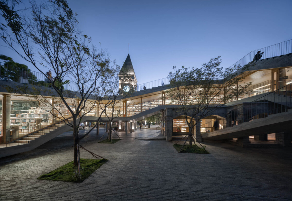 〈蒙自NSAU書店(Mengzi NSAU Bookstore)〉外観 | 設計:ZAO | Photo:Wu Qingshan