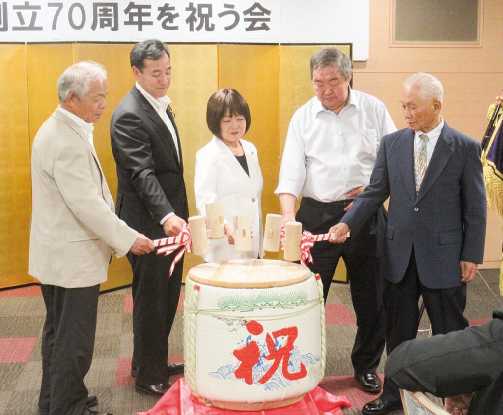 中丸子南町町内会 創立70周年を祝う 60人出席し盛大に | 中原区
