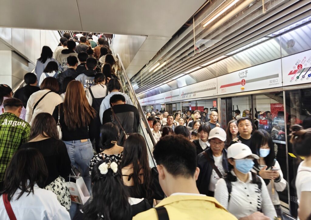 中国26都市の地下鉄が巨額赤字に―香港メディア