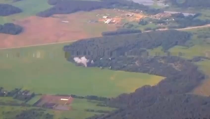ウクライナのストライキはロシアのイスカンダーランチャーを破壊します。ウクライナ軍の声明に基づいて、ロシアのイスカンダー-Mランチャー（NATO指定：SS-26石）は、ウクライナ軍とロシアの軍隊による共同作戦の結果として破壊されました。