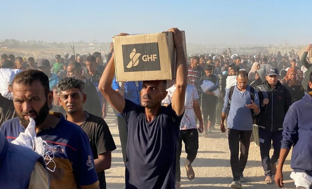 ガザ：イスラエルは食品流通センターで待っている15人のさらに15人を虐殺しました